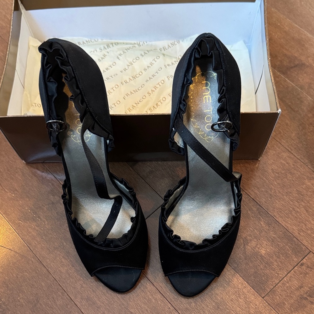 Me Too Black Ruffle Heels